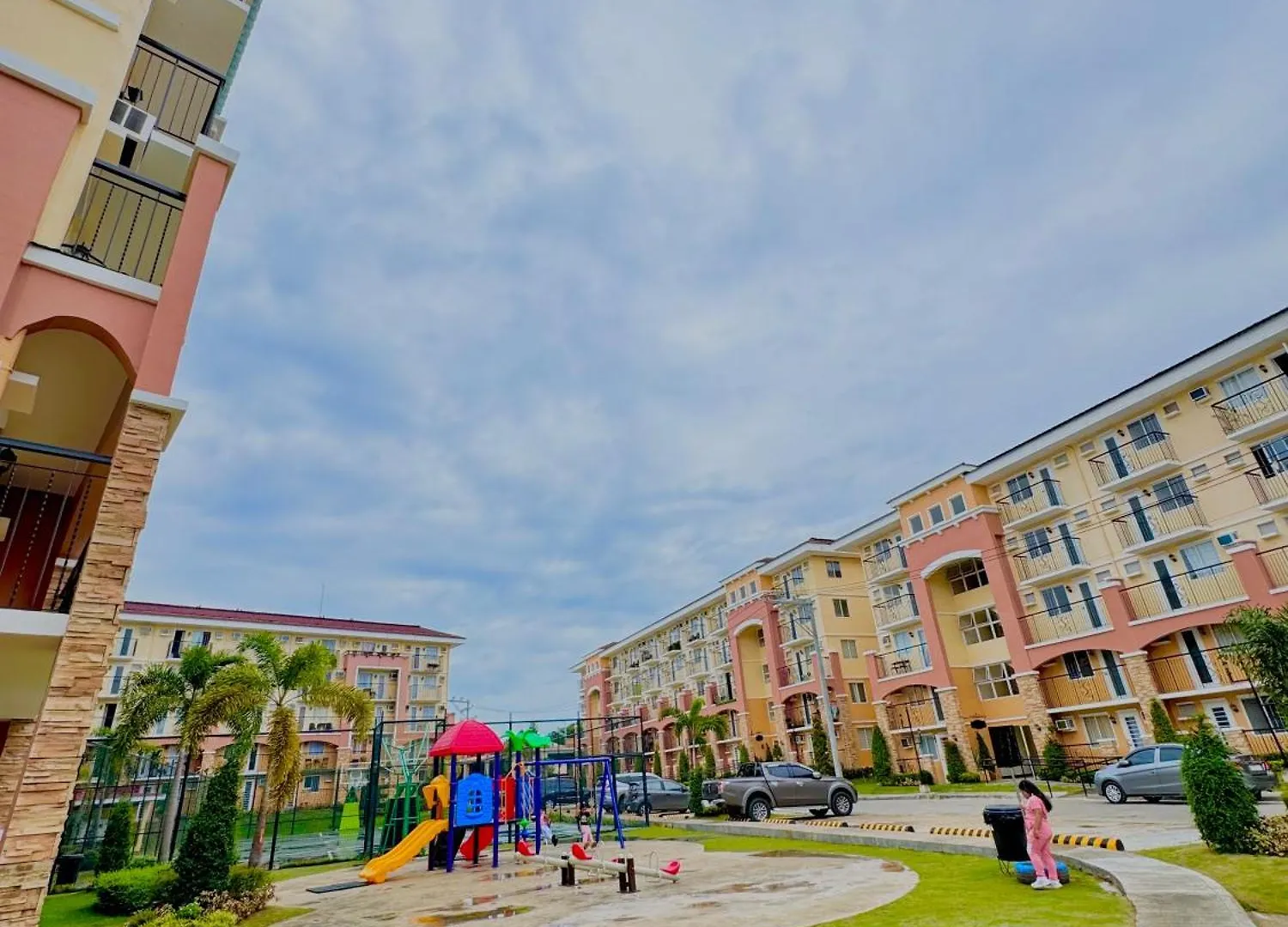 Aparthotel Golden Hive 1 Bedroom Arezzo Place Davao Philippines
